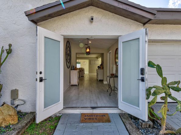 912 SE 15th Court, Deerfield Beach FL 33441