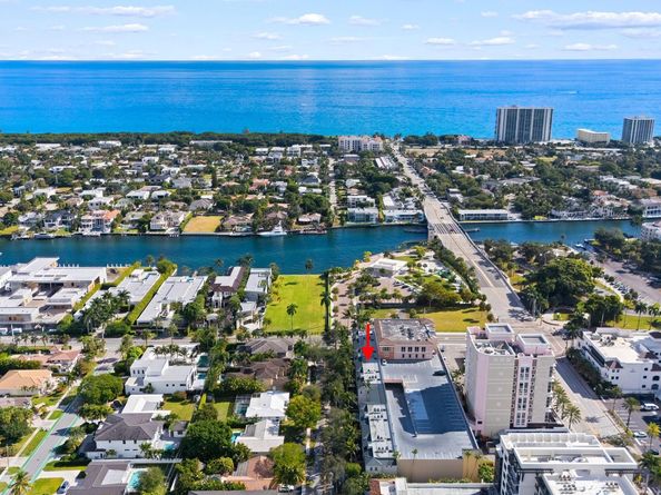 456 E Boca Raton Rd, Boca Raton FL 33432