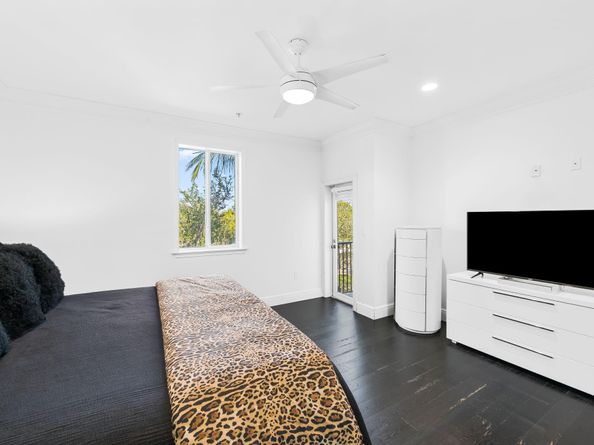 456 E Boca Raton Rd, Boca Raton FL 33432