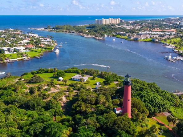 174 Hampton Circle, Jupiter FL 33458