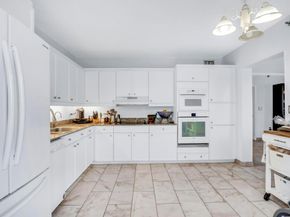 8855 Collins Ave 2D, Surfside FL 33154