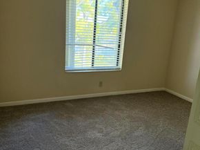 703 Sunny Pine Way B3, Greenacres FL 33415