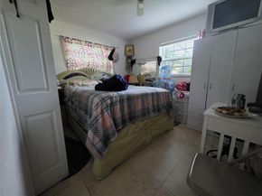 1970 NW 32nd St, Oakland Park FL 33309