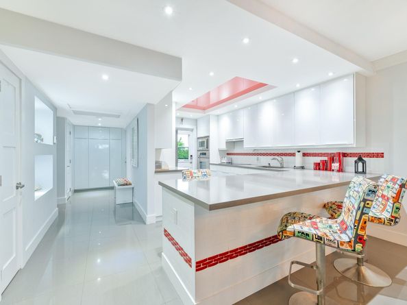 2950 N Palm Aire Dr 401, Pompano Beach FL 33069