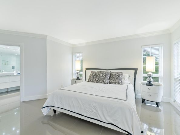 2950 N Palm Aire Dr 401, Pompano Beach FL 33069