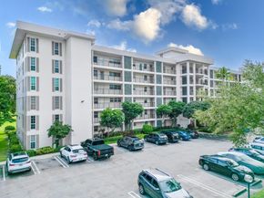 2950 N Palm Aire Dr 401, Pompano Beach FL 33069