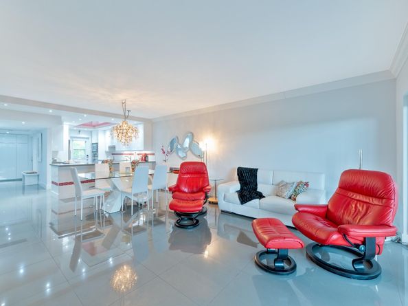 2950 N Palm Aire Dr 401, Pompano Beach FL 33069