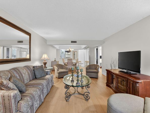 23249 Barwood Lane N 405, Boca Raton FL 33428