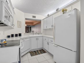 23249 Barwood Lane N 405, Boca Raton FL 33428