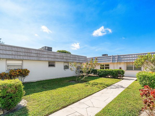 149 Valencia G, Delray Beach FL 33446