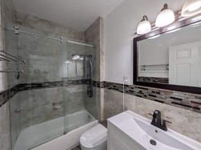 4572 SW 14th St, Deerfield Beach FL 33442