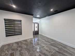 4572 SW 14th St, Deerfield Beach FL 33442