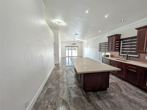 4572 SW 14th St, Deerfield Beach FL 33442