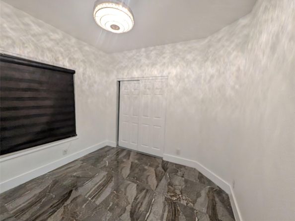 4572 SW 14th St, Deerfield Beach FL 33442