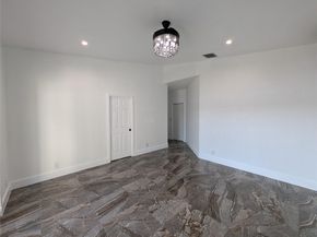 4572 SW 14th St, Deerfield Beach FL 33442