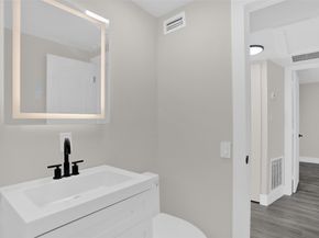 3024 SW 10th St, Fort Lauderdale FL 33312