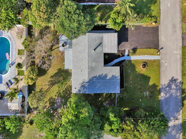 3024 SW 10th St, Fort Lauderdale FL 33312