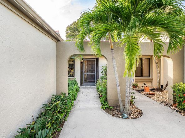 5956 Forest Grove Drive 2, Boynton Beach FL 33437