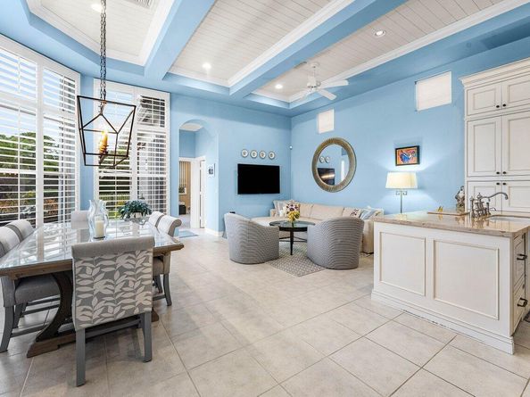 28 Laguna Terrace, Palm Beach Gardens FL 33418