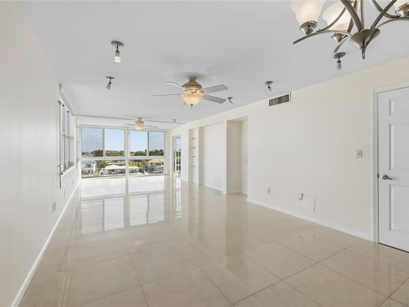 3100 NE 49TH St 501, Fort Lauderdale FL 33308