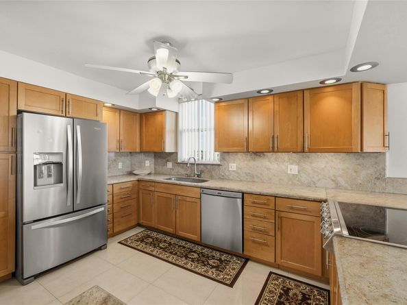 3100 NE 49TH St 501, Fort Lauderdale FL 33308