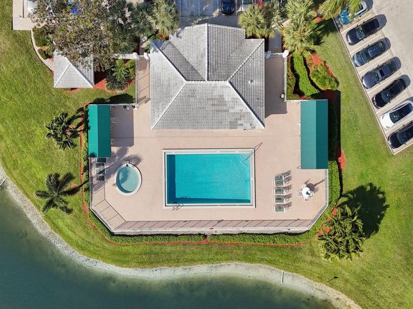 6193 Balboa Circle 201, Boca Raton FL 33433