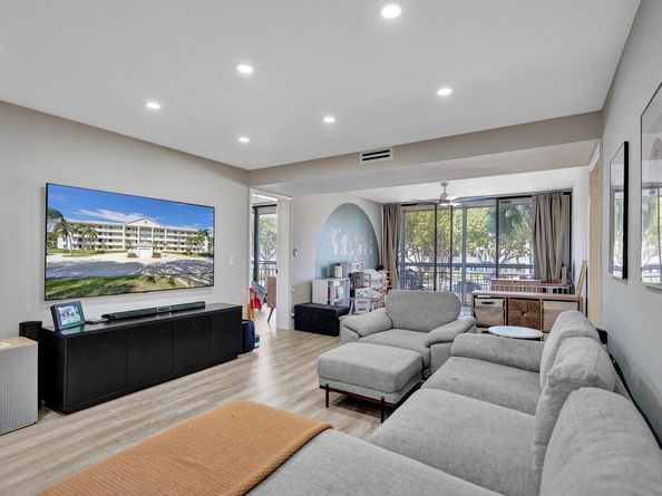 6193 Balboa Circle 201, Boca Raton FL 33433