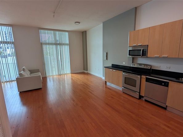 2100 Van Buren St 309, Hollywood FL 33020