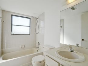 2221 Cypress Island Dr 501, Pompano Beach FL 33069