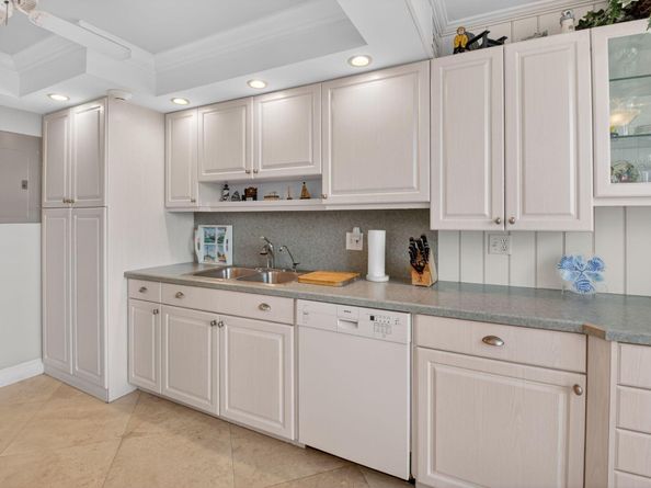 2200 S Ocean Boulevard 202, Delray Beach FL 33483