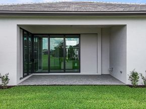 5303 Saint Armands Way, Westlake FL 33470