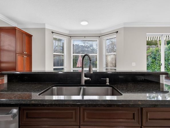 9115 Dupont Pl, Wellington FL 33414