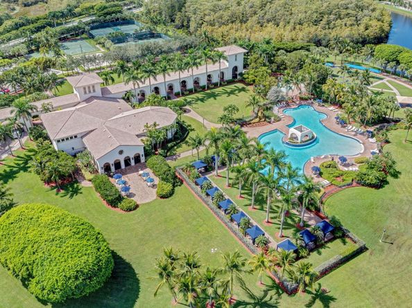 9115 Dupont Pl, Wellington FL 33414