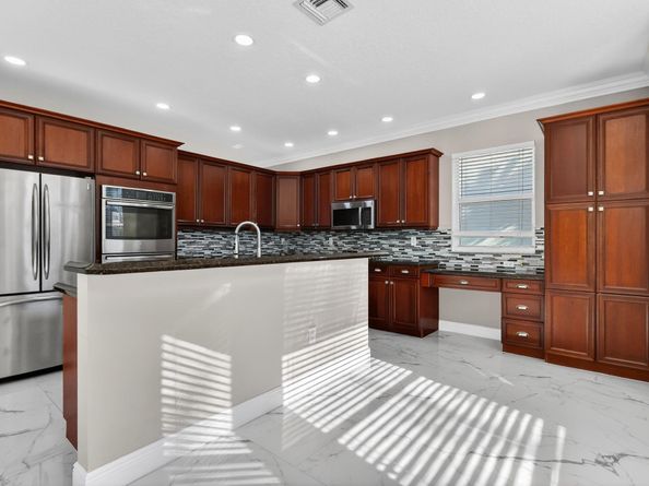 9115 Dupont Pl, Wellington FL 33414