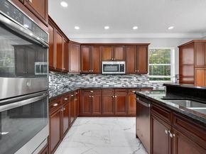 9115 Dupont Pl, Wellington FL 33414