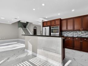 9115 Dupont Pl, Wellington FL 33414