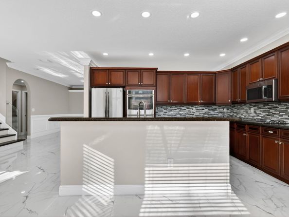 9115 Dupont Pl, Wellington FL 33414