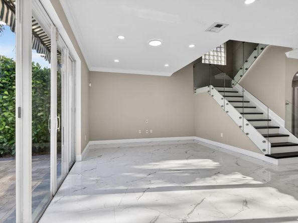 9115 Dupont Pl, Wellington FL 33414