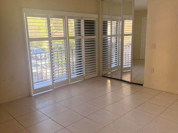 116 1 St Court 116, Palm Beach Gardens FL 33410