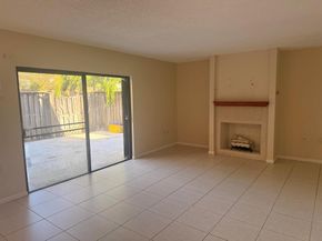 116 1 St Court 116, Palm Beach Gardens FL 33410