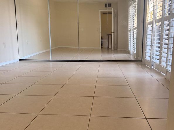 116 1 St Court 116, Palm Beach Gardens FL 33410