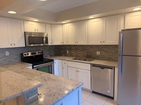 116 1 St Court 116, Palm Beach Gardens FL 33410