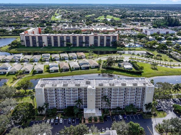 7290 Kinghurst Drive 709, Delray Beach FL 33446