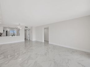 7290 Kinghurst Drive 709, Delray Beach FL 33446