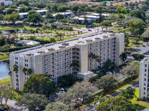 7290 Kinghurst Drive 709, Delray Beach FL 33446