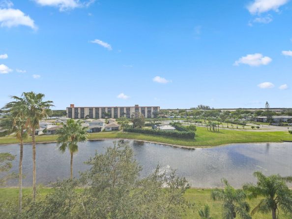 7290 Kinghurst Drive 709, Delray Beach FL 33446