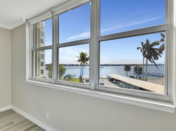 2600 N Flagler Drive 310, West Palm Beach FL 33407