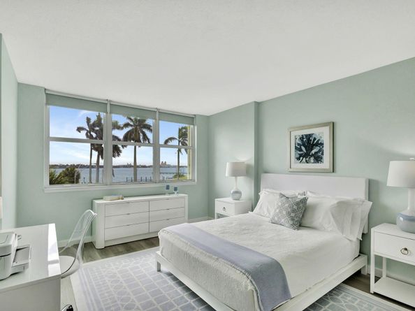 2600 N Flagler Drive 310, West Palm Beach FL 33407