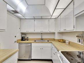 2600 N Flagler Drive 310, West Palm Beach FL 33407