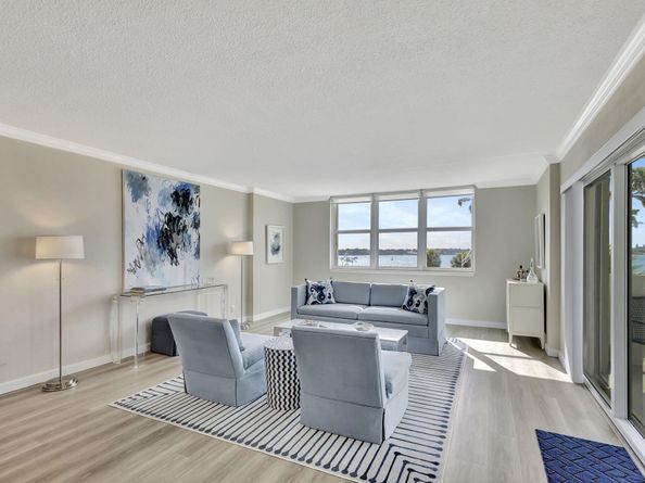 2600 N Flagler Drive 310, West Palm Beach FL 33407